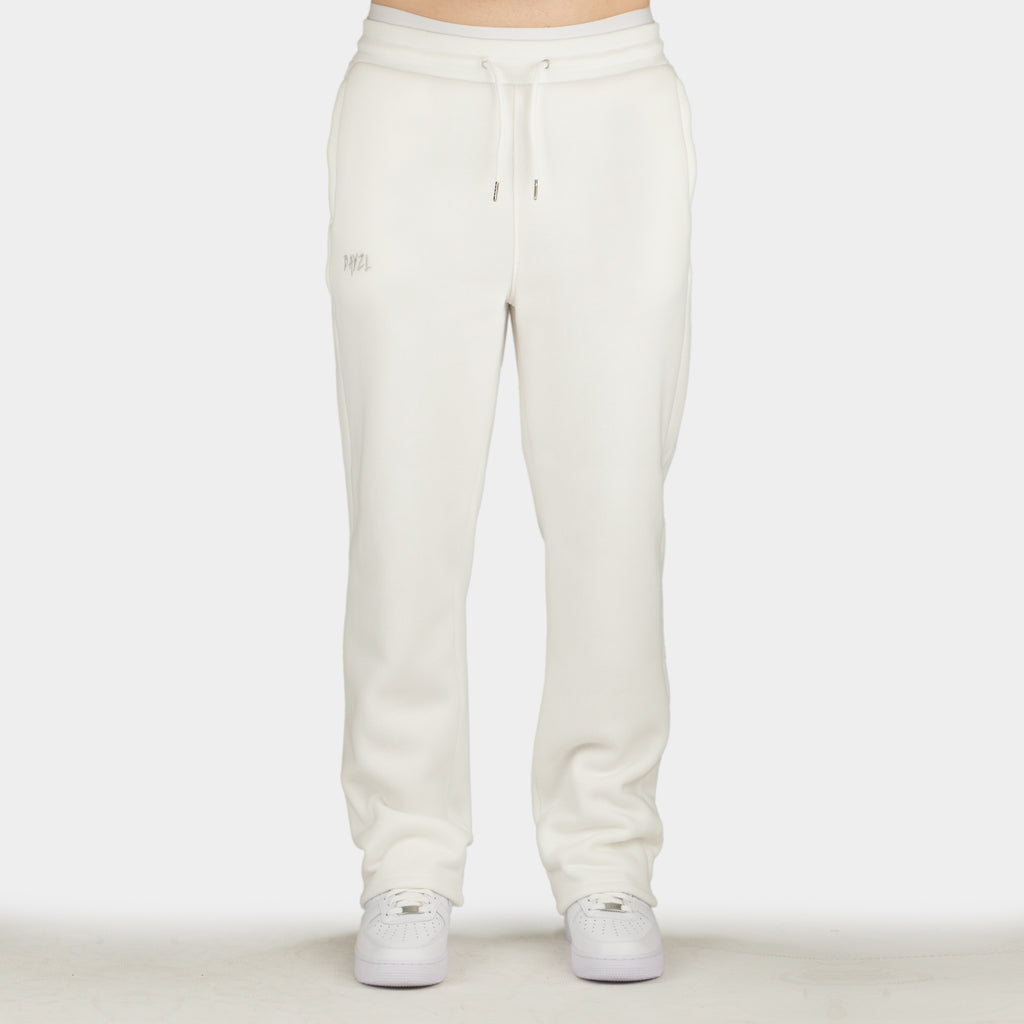 White men´s Baze Ghost flow pants - model front view