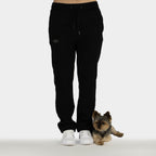 Black women´s Baze Midnight flow pants - model front view