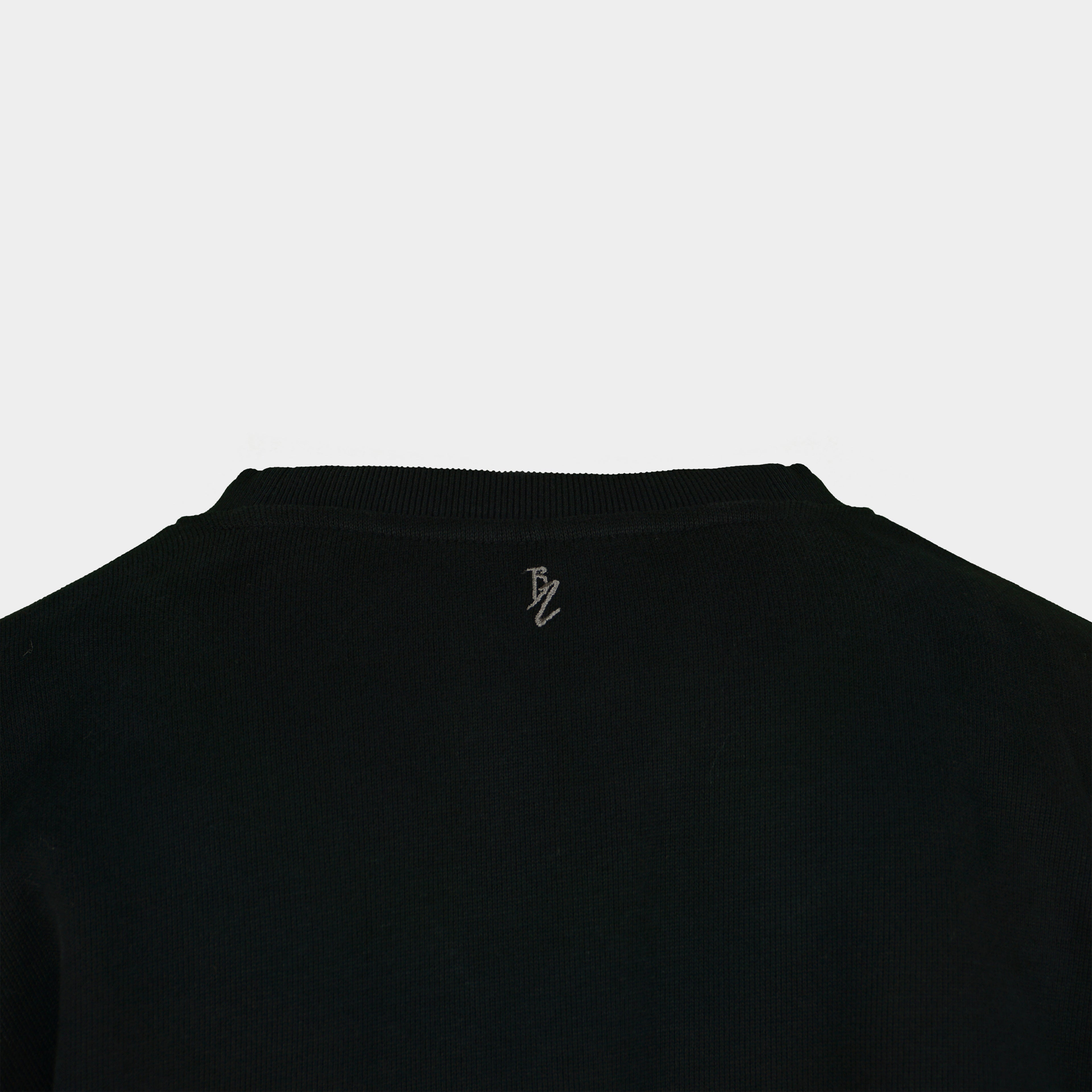 Black men’s Baze Midnight sweater – back logo view